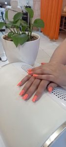 سالن زیبایی صدف خدمات براشینگ و کراتین و کوتاهی در دریاچه چیتگر