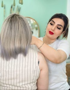 تخصصی سمیه براکی کراتین و احیا مو اسکالپ سر در شهر ری بلوار امام حسین 5