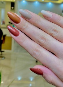 سالن زیبایی کیانا خدمات ژلیش ترمیم لمینیت ناخن در مطهری مفتح 3