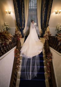 ‏تخصصی ‏هورشید ‏آتلیه ‏تخصصی ‏عروس ‏فرمالیته ‏و ‏اسپرت ‏در ‏تهران ‏خیابان ‏فرشته 4