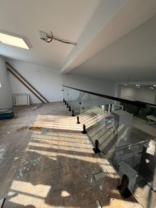 ایران سکوریت فروش و اجرا و نصب پارتیشن شیشه ای و نرده شیشه ای و شیشه سکوریت در تهران آرژانتین