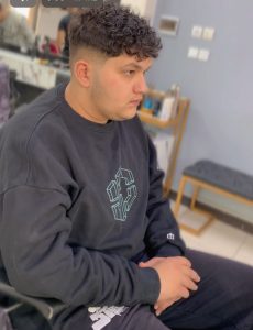 مولایی دامادسرا و پیرایش مردانه خدمات تخصصی پاکسازی و فیشیال صورت در صادقیه آیت الله کاشانی 3