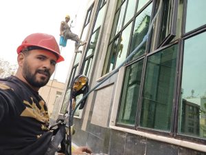 ‏طاهر ‏خدمات ‏شست ‏و ‏شوی ‏نما ‏و ‏پیچ ‏رول ‏پلاک ‏نما ‏و ‏نماشویی ‏ساختمان ‏در ‏تهران ‏پارک ‏وی 13 1