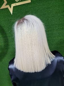 زیبایی مهتاب نیکخواه کراتینه بالیاژ رنگ لایت هیرکات در گوهردشت کرج 3