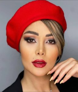 زیبایی فرحناز کریمی خدمات ترمیم کاشت ناخن کوپ میکاپ در حکیمیه تهران 9