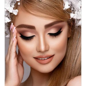 ندا دوستی کراتین احیا میکاپ شینیون در شهرک گلستان بلوار امیر کبیر 18