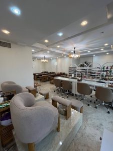 ندا دوستی کراتین احیا میکاپ شینیون در شهرک گلستان بلوار امیر کبیر 4