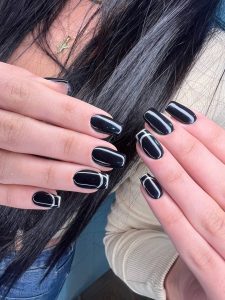 و سالن زیبایی مه آرا کاشت ترمیم و ژلیش ناخن در حصارک کرج 4