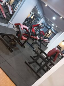 بیژن باشگاه فانکشنال و بدنسازی و فیتنس در خیابان 17 شهریور مشهد 2