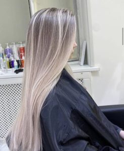 زیبایی آلابیوتی خدمات رنگ و مش و احیای موهای آسیب دیده در مرزداران تهران 9