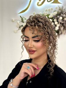 زیبایی آیسان رنگ و مش شینیون پروتئین تراپی در مشیریه تهران۴