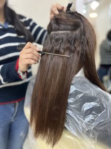 زیبایی نورا کریمی خدمات کراتینه و پروتئین تراپی و احیای مو در فرجام