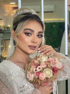 ‏زیبایی ‏بیوتی ‏النا ‏خدمات ‏میکاپ ‏شینیون ‏و ‏گریم ‏عروس ‏در ‏تهران ‏میدان ‏هفت ‏تیر 12