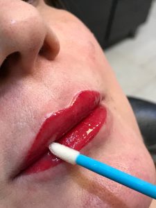 ‏شیما ‏خادمی ‏فیبروز ‏ابرو ‏و ‏تاتو ‏بدن ‏میکروبلیدینگ ‏در ‏ستارخان 15