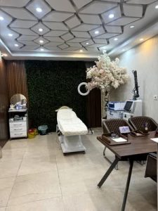 ‏زیبایی ‏مینورا ‏کلینیک ‏مجهز ‏به ‏دستگاه ‏لاغری ‏کوتیشن ‏آرف ‏کریو ‏تخصصی ‏غبغب ‏در ‏شهرک ‏گلستان ‏بام ‏لند 9