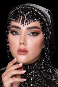 ‏موسی ‏خانی ‏آکادمی ‏زیبایی ‏میکاپ ‏شینیون ‏عروس ‏رنگ ‏و ‏لایت ‏در ‏قزوین ‏میدان ‏جانبازان 8