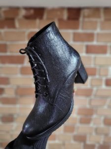 ‏چرم ‏پایور ‏فروش ‏انواع ‏کفش ‏چرم ‏طبی ‏و ‏کلاسیک ‏و ‏اسپرت ‏در ‏تهران ‏سعدی ‏شمالی 20