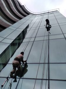 ‏راپل ‏خدمات ‏نماشویی ‏و ‏پیچ ‏رولپلاک ‏نما ‏و ‏رنگ ‏آمیزی ‏نمای ‏ساختمان ‏در ‏تهران ‏استاد ‏معین 17